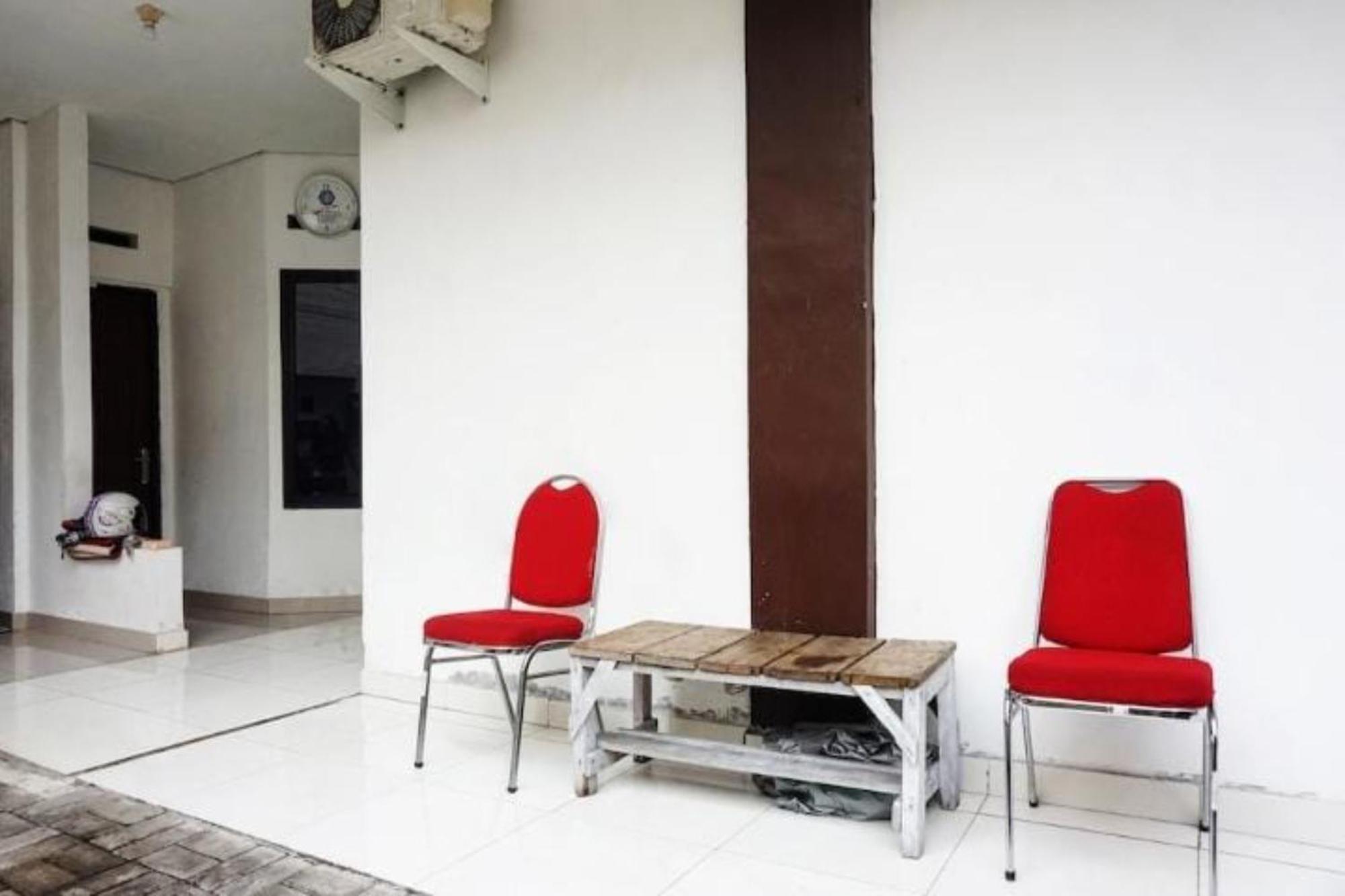 Oyo 93540 Bintang Residence 2 Jakarta Exteriör bild